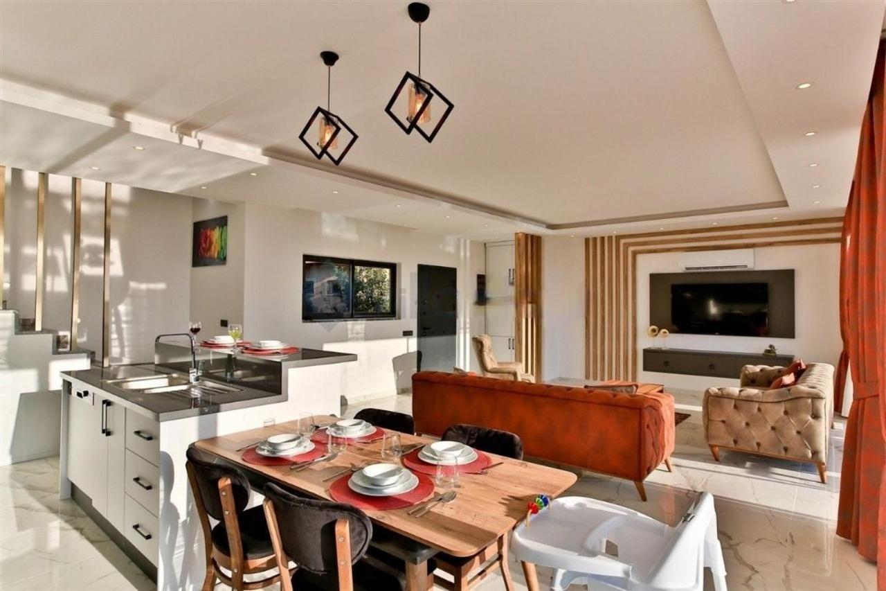 Villa Lycian-Kalkan 3 Bedroom-2 Jakuzzies-Sauna-Turkish Hamam-Huge Private Pool And Lovely Garden Kaş Exteriör bild