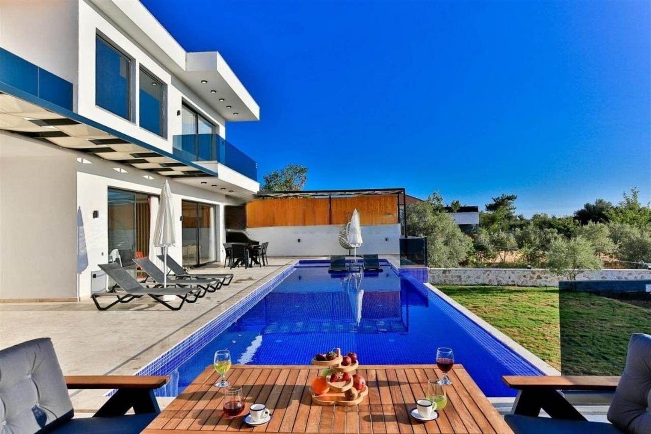 Villa Lycian-Kalkan 3 Bedroom-2 Jakuzzies-Sauna-Turkish Hamam-Huge Private Pool And Lovely Garden Kaş Exteriör bild